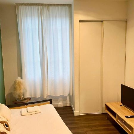 Studio Dans Un Quartier Anime De Reims Extérieur photo