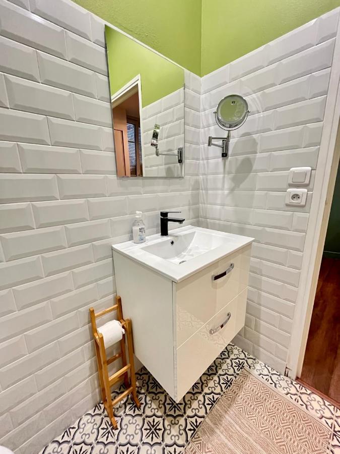 Studio Dans Un Quartier Anime De Reims Extérieur photo